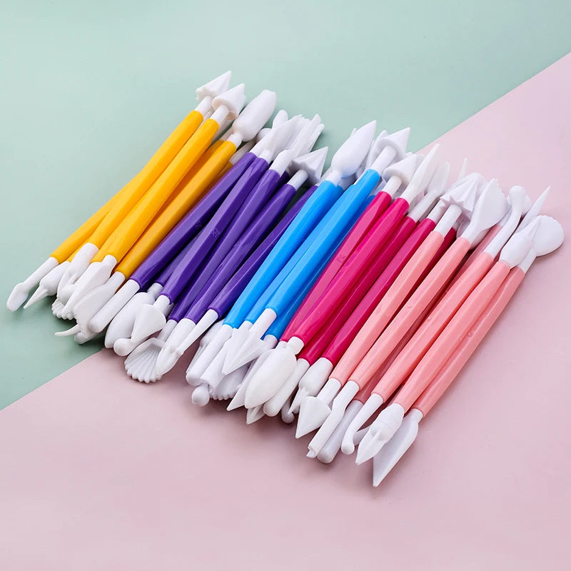 8pcs Fondant Cake Decorating Tools – Double-Ended Carving & Flower Modeling Set (16 Patterns)