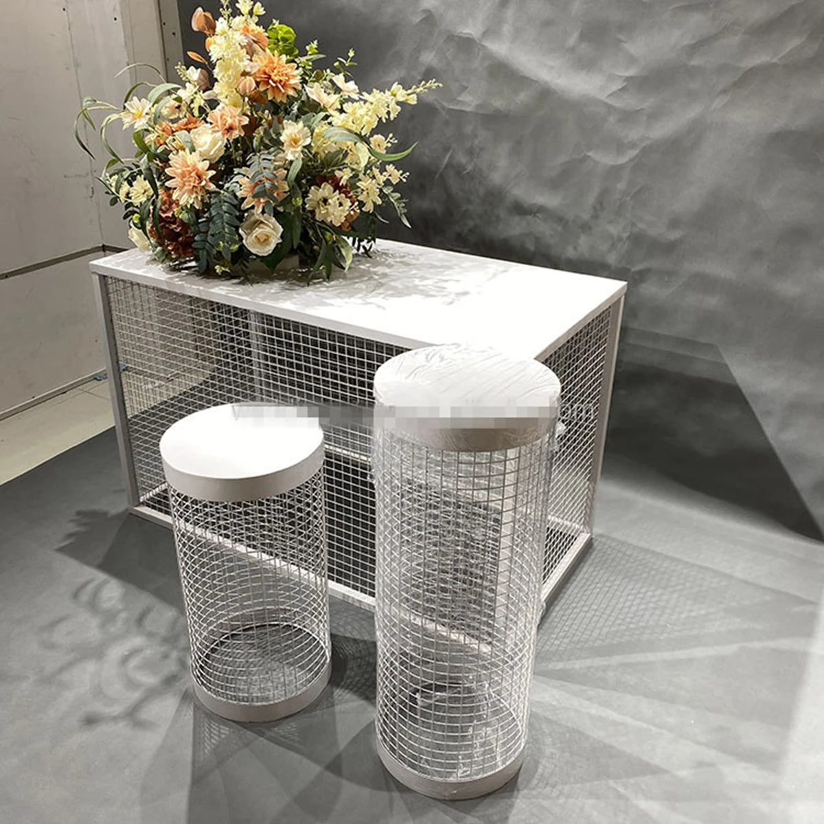 3pcs/set)Wedding supplies white metals cake cylinder plinth pillar wire mesh pedestal stand metal display racks AB0924