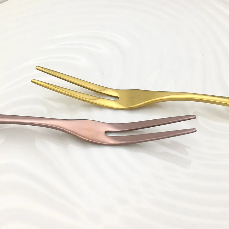 100pcs/lot Luxury Fruit Fork Two-tine 304 Stainless Steel Metal Cake Salad Korea Fork Black Hotel Restaurant Party Supplies
