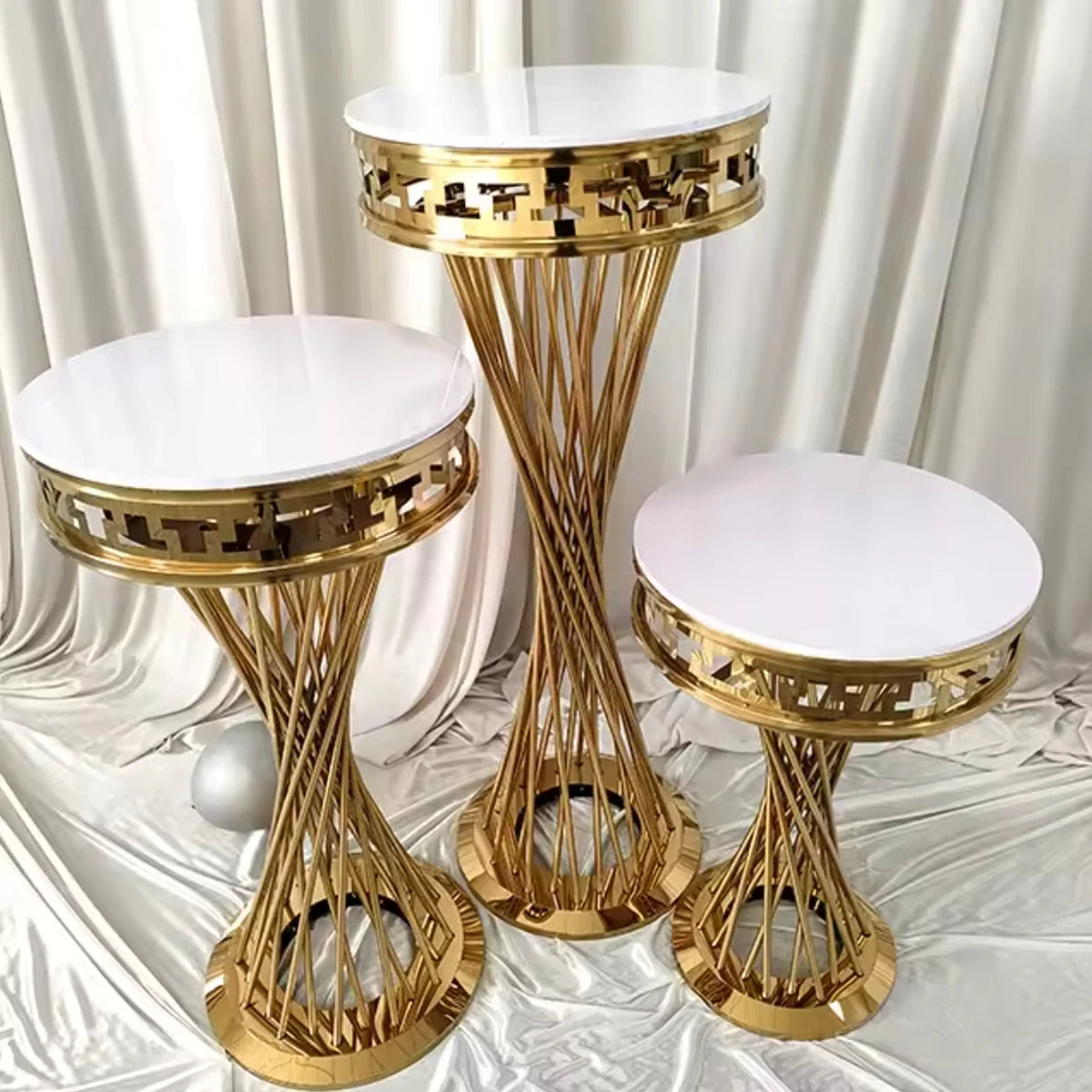 3pcs/set)mirror top gold wedding plinths wedding supplies cake stand acrylic plinths display stand plinth stand 676