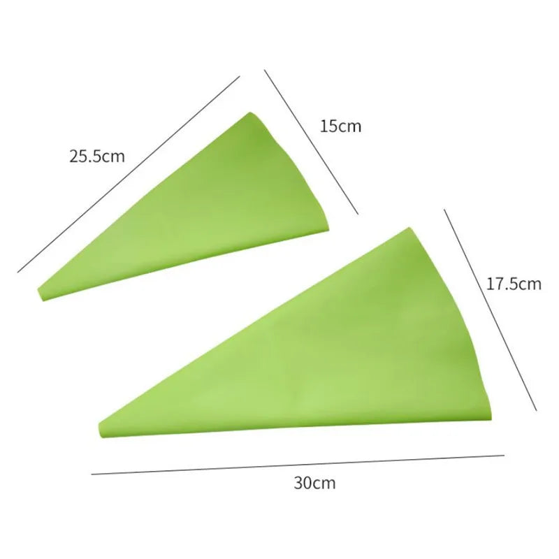 4pcs Silicone Piping Bags with Nozzles – Reusable Icing Bags for Cake Decorating & Pastry Cream