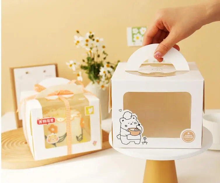 100Pcs 4 Inch Cartoon Window White Cake Box With Handle Kraft Paper Cheese Cake Box Kids Birthday Wedding Home Party Supply SN
