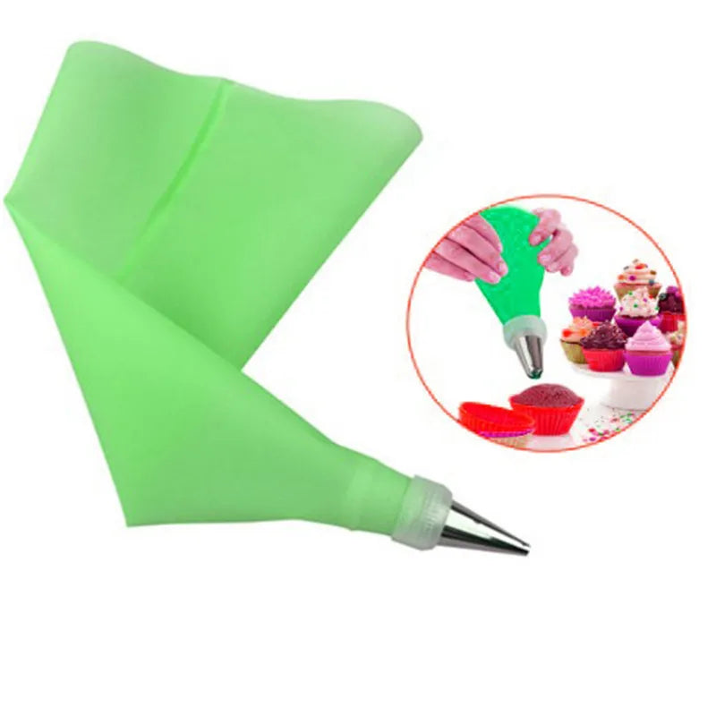 4pcs Silicone Piping Bags with Nozzles – Reusable Icing Bags for Cake Decorating & Pastry Cream