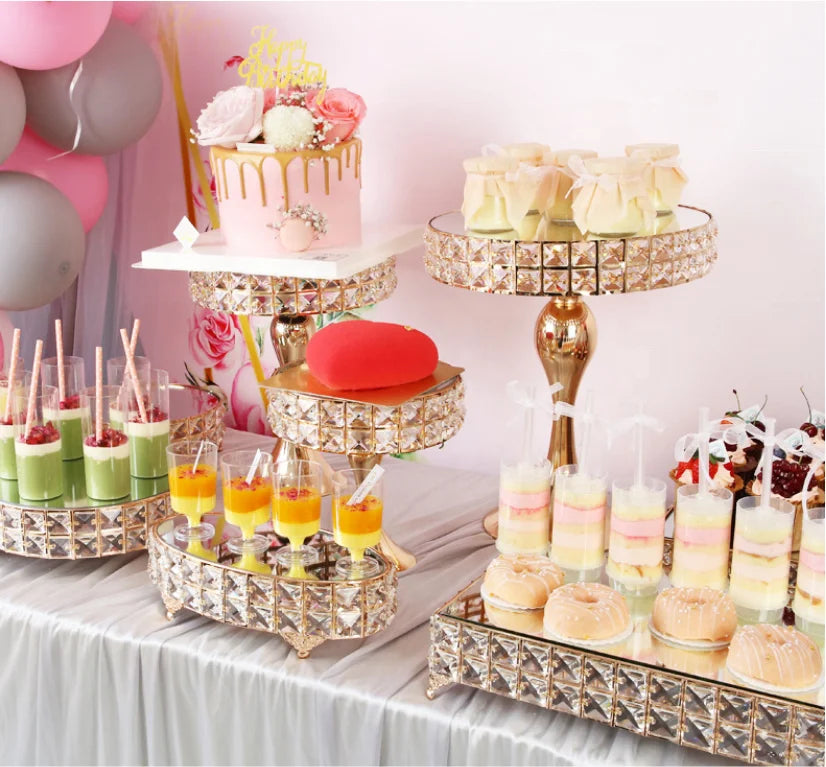 Wholesale Hot Party Supplies Cake Tools Metal Cake Table Crystal Round Square Wedding Cake Dessert Stand Set