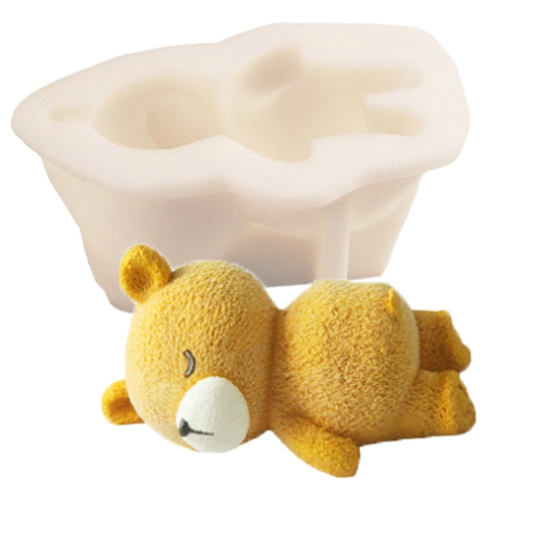 3D Sleeping Bear Silicone Mold – Fondant & Chocolate Border Mould for Cake Decorating