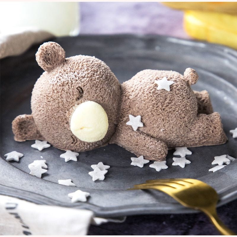 3D Sleeping Bear Silicone Mold – Fondant & Chocolate Border Mould for Cake Decorating