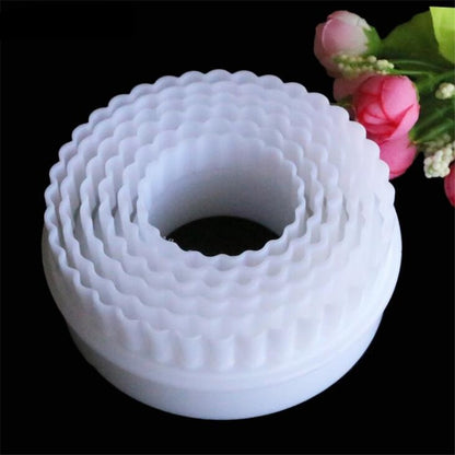 Round Plastic Scalloped Fluted Cookie Pastry Biscuit Cutter Cake Decor Round Bread Cake Slicer Cutter Mold Cake Tools