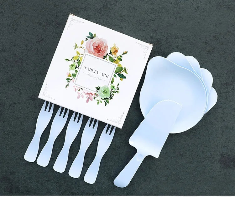 4 Colors Optional Disposable Birthday Cake Tableware Sets Fork Knife Dish Plate Fine Gift Box Party Supplies W8785