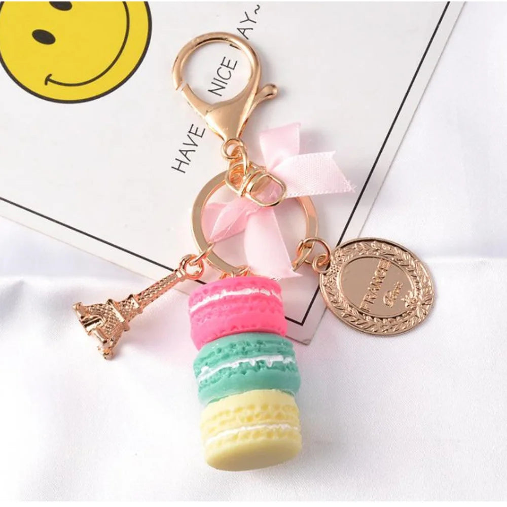 200pcs Resin Macaron Cake Keychain Metal Eiffel Tower Bag Charm Keyring Wedding Supplies Keychain Favors