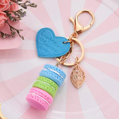 100pcs Resin Macaron Cake Keychain Metal Eiffel Tower Bag Charm Keyring Wedding Supplies Keychain Favors