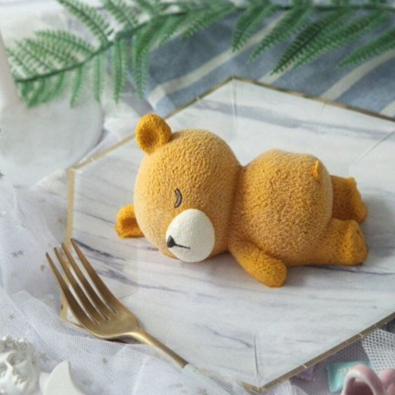 3D Sleeping Bear Silicone Mold – Fondant & Chocolate Border Mould for Cake Decorating
